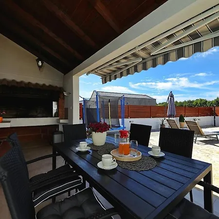Apartmán Flat With Private Pool Rastane *
