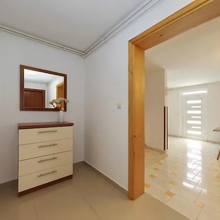 Flat With Private Pool Rastane Apartmán *