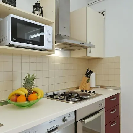Flat With Private Pool Rastane Apartmán *
